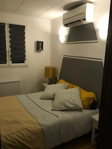 La Del Sol 艾姆布里亚布拉瓦